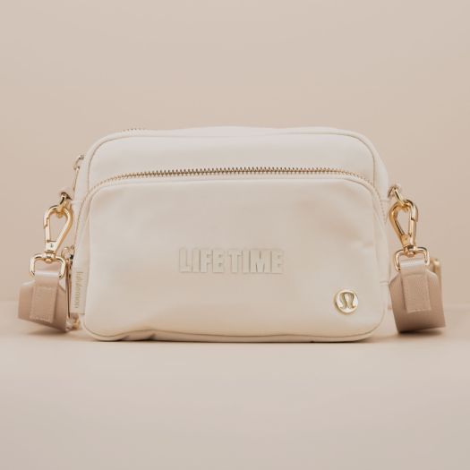 Lululemon Everywhere Crossbody Bag 2L